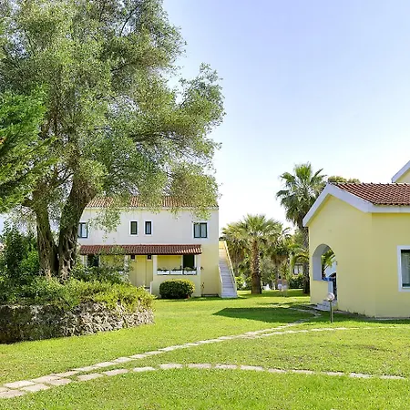 Aparthotel Helion 3*