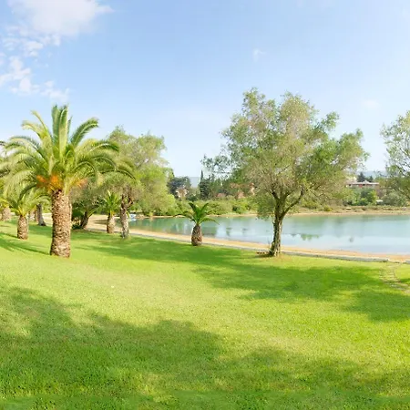 Helion Apartmanhotel Guviá